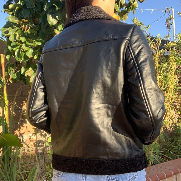 GOLDIE BLACK FAUX LEATHER CROPPED JACKET - Picture 4 of 7